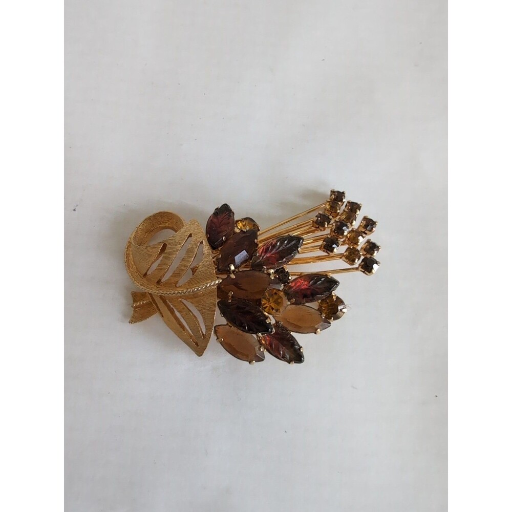 VTG Cornucopia Pin Brooch RHINESTONE Juliana 2 Layer Fall Colors Molded Leaf